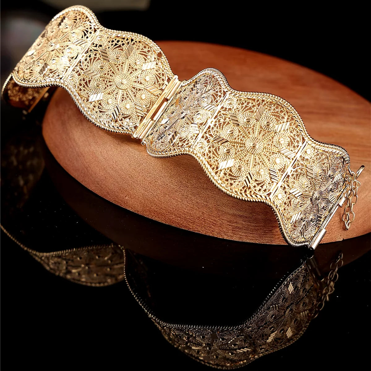 Algerian Jewelry Women Bangle Cuff Bracelets Flower Shape Hollow Bohemia Ethnic Wedding Bijoux Armlet Hand Jewelry