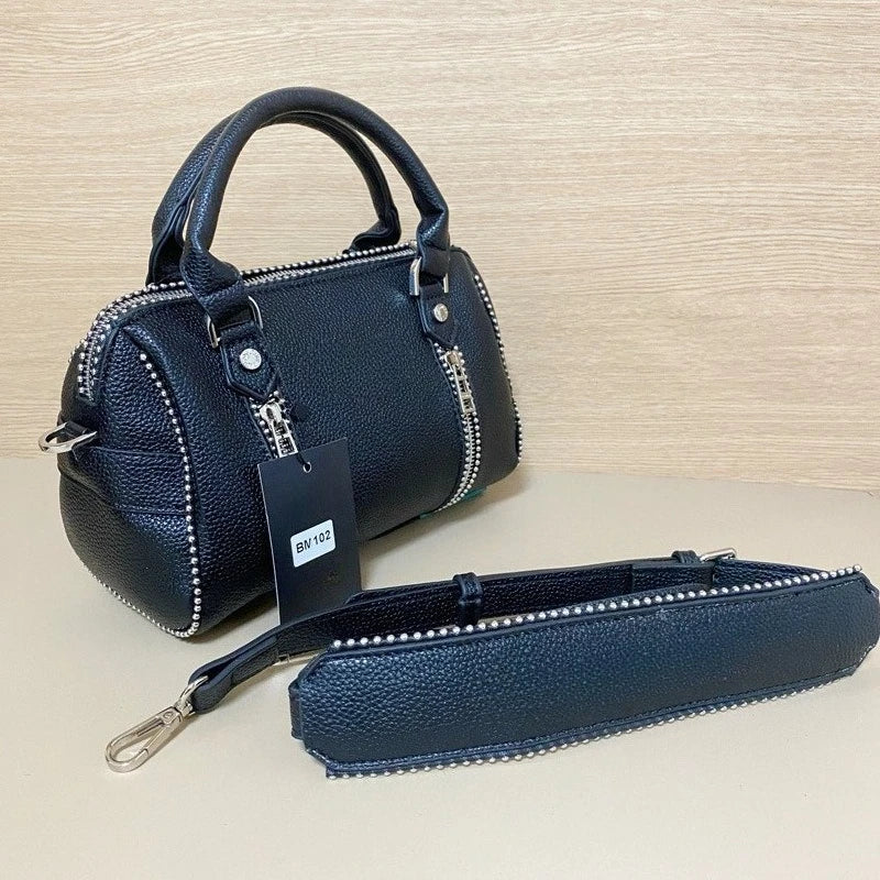 2025 nouveau zv haute qualité Y2K Lychee noir sac à bandoulière en cuir femmes seau sac oreiller sac