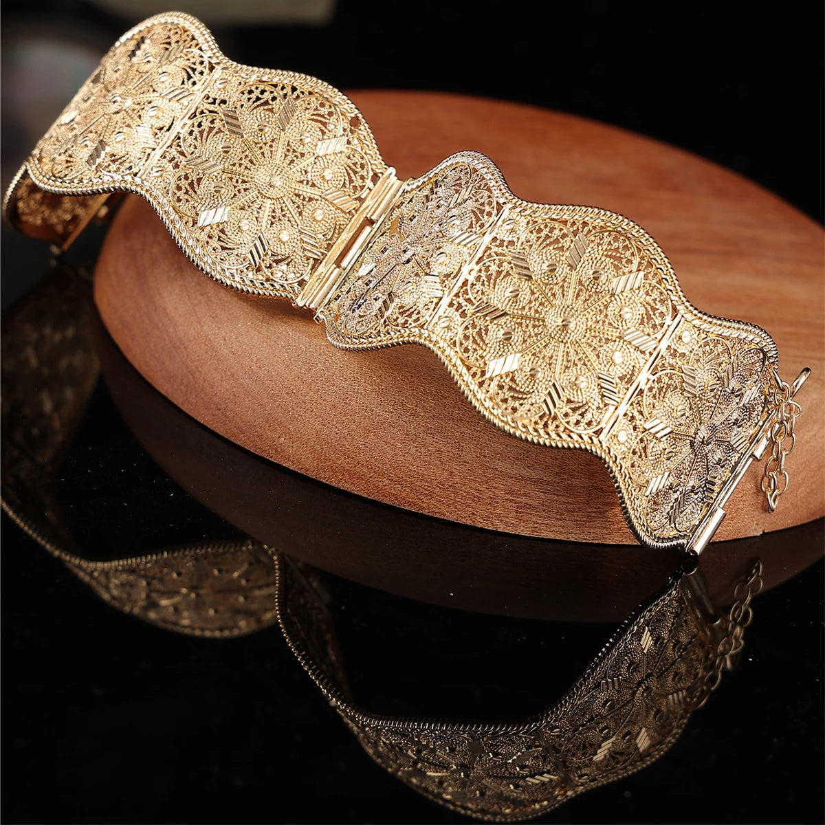 Algerian Jewelry Women Bangle Cuff Bracelets Flower Shape Hollow Bohemia Ethnic Wedding Bijoux Armlet Hand Jewelry