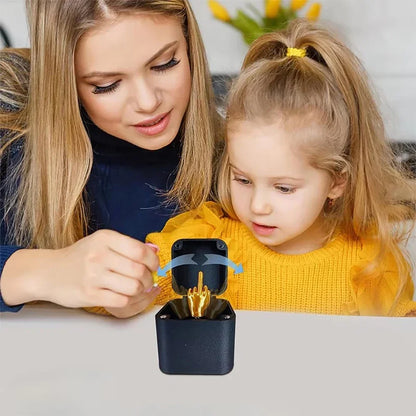 Middle Finger Surprise Gift Boxs Christmas Fun Prank Gift Offices Desk Home Decor Gift Decoration Toys Children Miniature Items