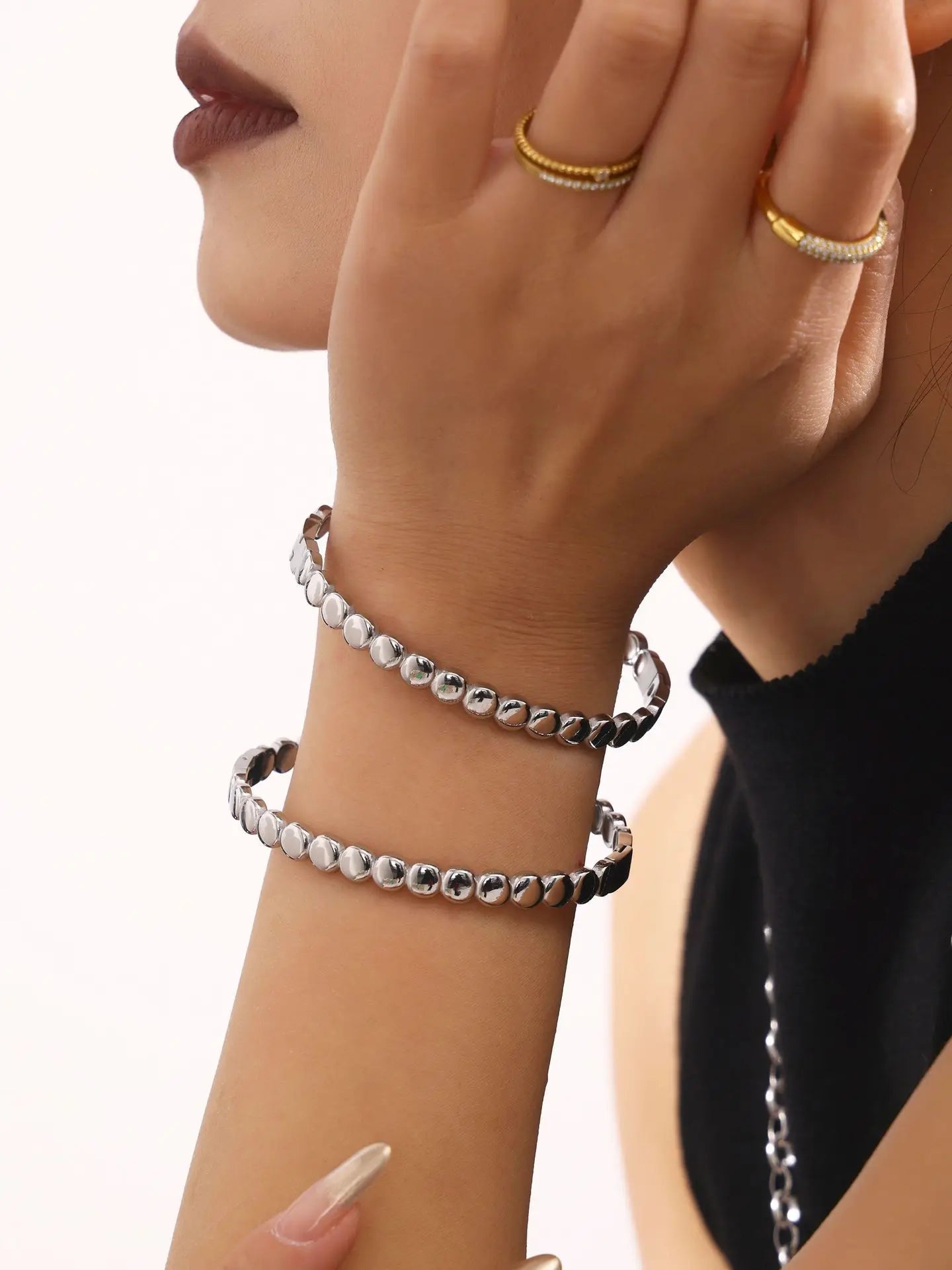 Women's Bracelet Simple Style and Buckle That Won't Fade Fashionable and Versatile Jewelry Accessories